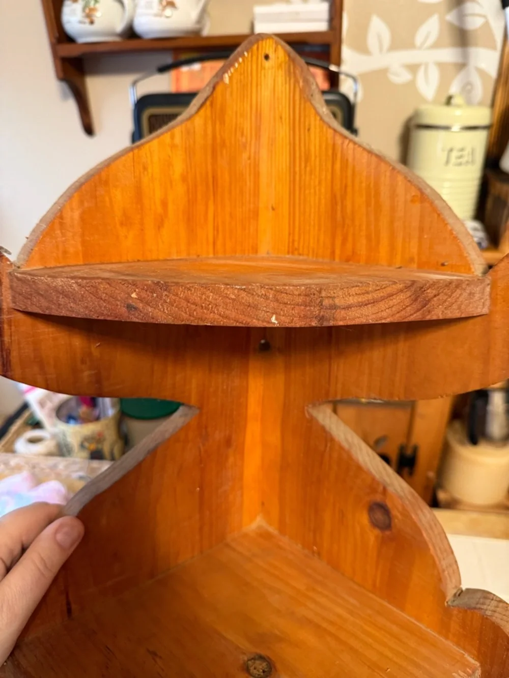 vintage-style wooden 3-tier corner shelf
